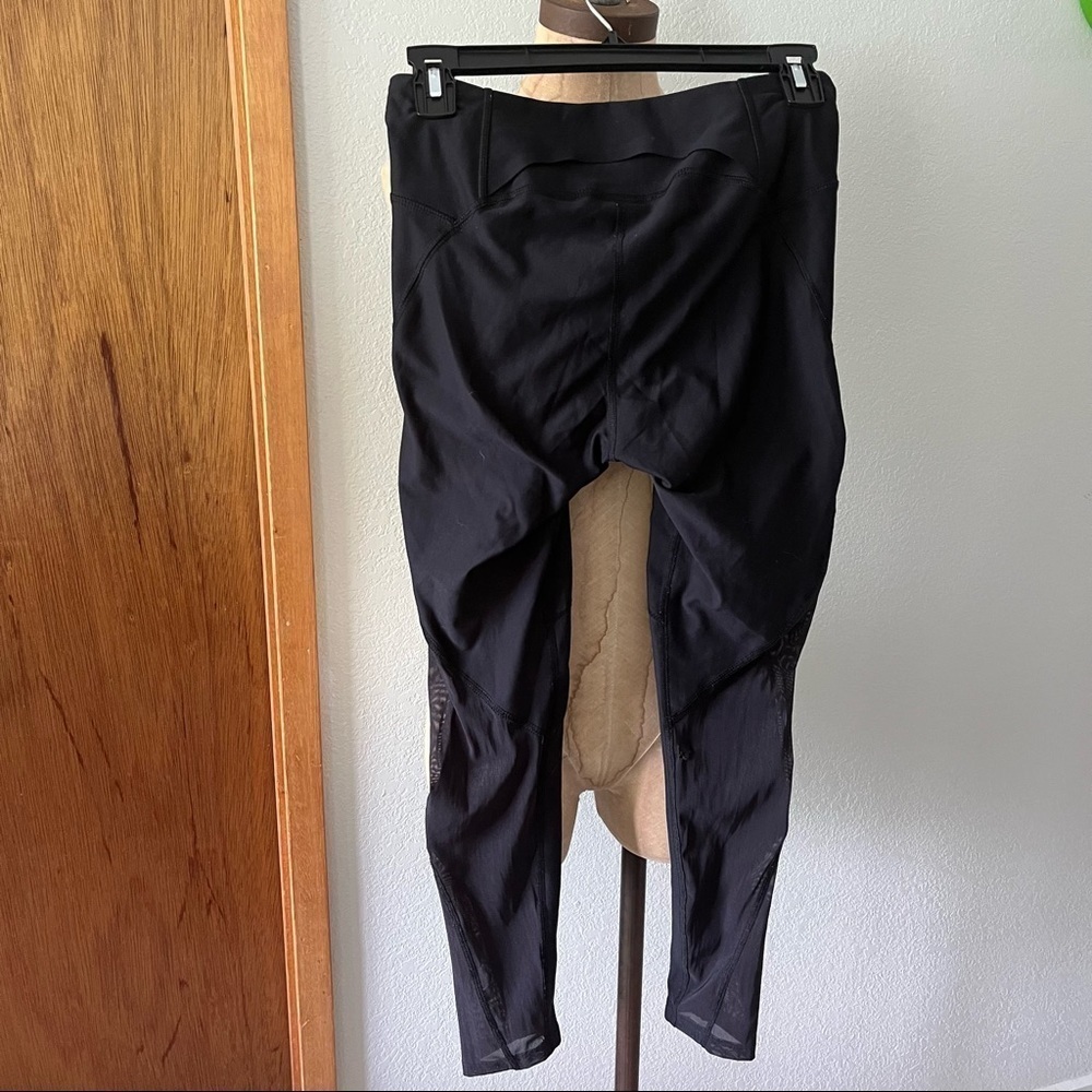 UNDER ARMOUR sz S Vanquish Ankle Leggings Black HOLE - Picture 2 of 5